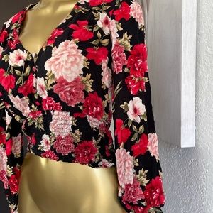 American Eagle crop top long sleeve